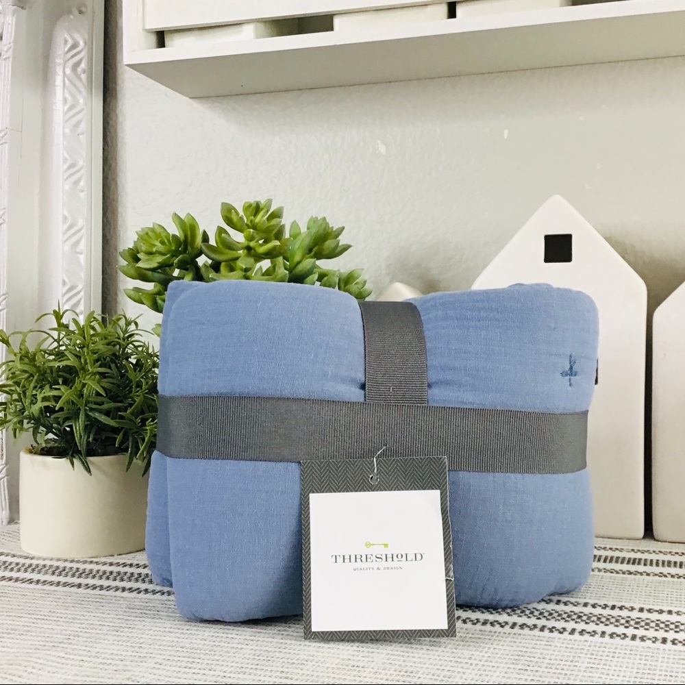 Threshold gauze blue EURO sham new